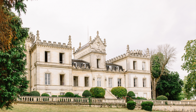 Choisir le lieu parfait pour votre mariage : les conseils de votre wedding planner préférée - Les Mariages de Mademoiselle L - Crédit photo Claire Lafargues