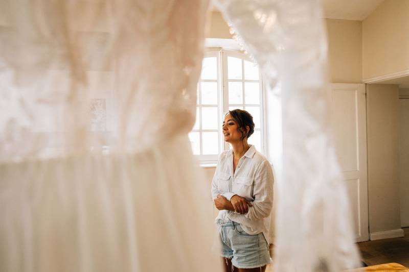 Les Mariages de Mademoiselle L . Vendre sa robe de mariée, Les conseils de votre wedding planner à Bordeaux et Arcachon ! - Crédit photo David Vinso