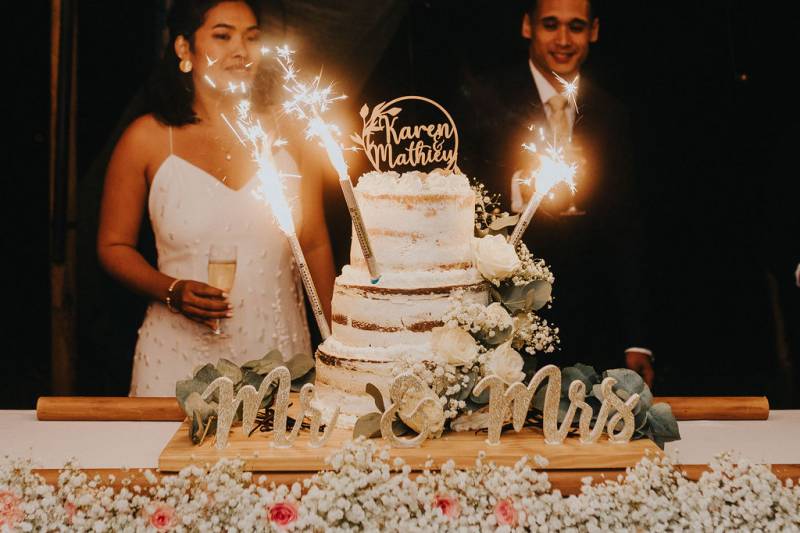 Comment et pourquoi choisir un wedding cake pour son mariage - Les mariages de mademoiselle L - Tsitou Raza