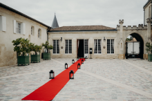 Les Mariages de Mademoiselle L organisatrice de mariage à Bordeaux en Aquitaine mariage chic dans un château - Claraly Studio